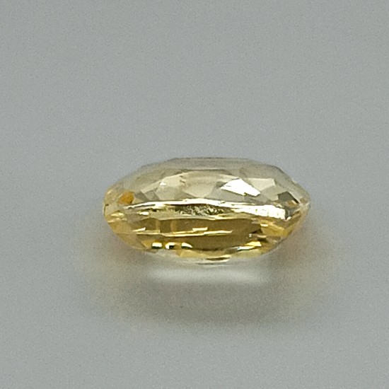 Yellow Sapphire  (Pukhraj) 3.23 Ct Best Quality